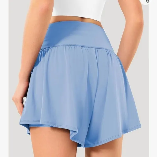 High waisted Athletic shorts Gold Skorts Flowy Running Workout shorts size med - Image 3