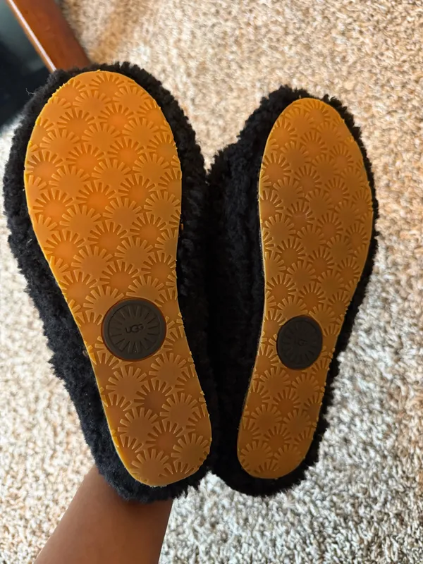UGG black Fluff Yeah flatform slippers Sz 7 - Image 3