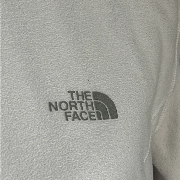 The North Face Women's White Quarter-Zip Pullover Lightweight Fleece Jacket - Image 2
