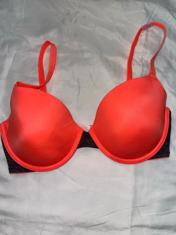 PINK Victoria's Secret Bra - Image 3