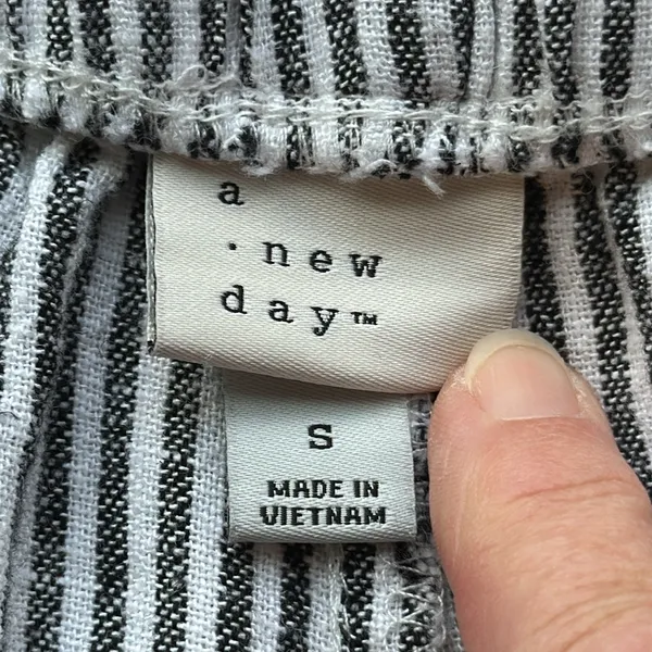 A New Day- Navy & White Striped Linen Wide Leg Pants with pockets size S - Image 7
