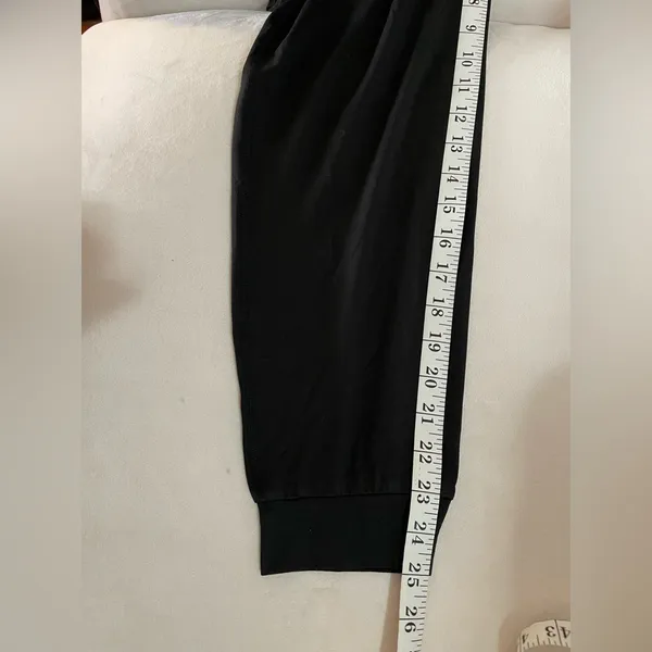 Vuori NWT Lux Black Sleeveless Jumpsuit Size M Jogger bottom - Image 10