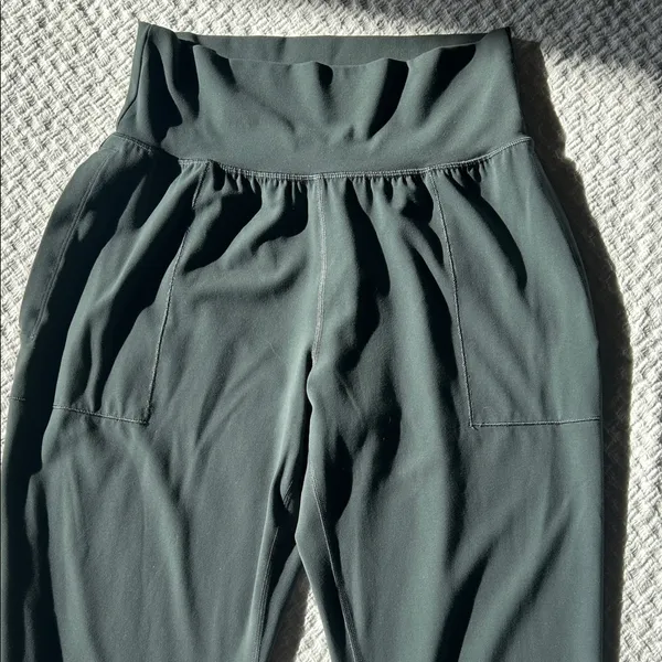 Athleta Women's Gray Joggers - Image 2