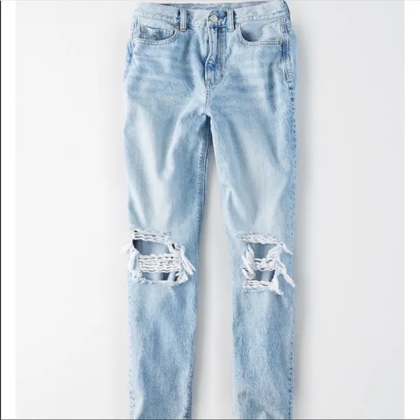 ✨American Eagle AE Destroyed Mom Jeans✨ - Image 12