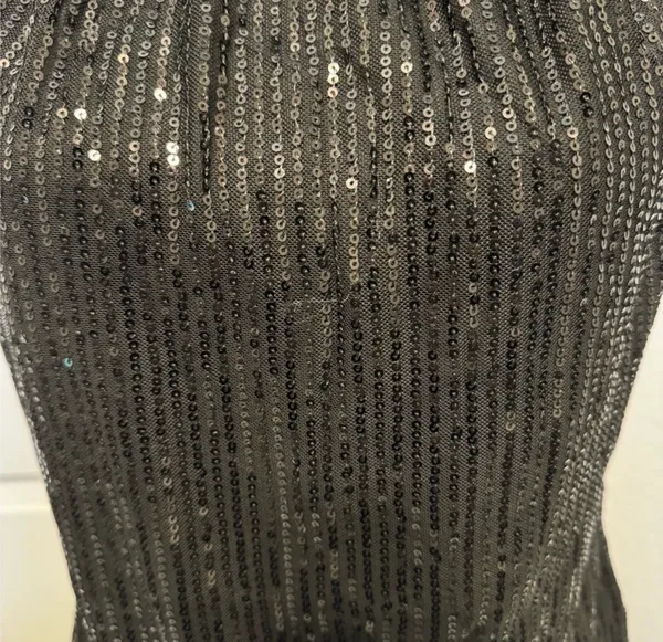 NWOT Black Sequin Stretch Halter Top Size M - Image 3