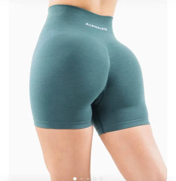 Alphalete Amplify Shorts 4.5 - Image 3