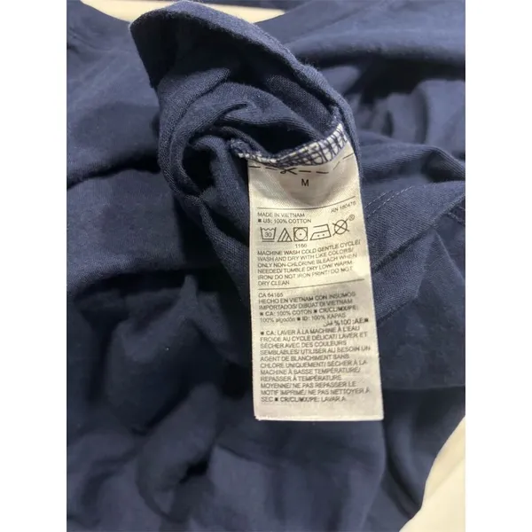 Old Navy Women's Blue V-Neck Tee Size M Short Sleeve Casual Top - Image 3