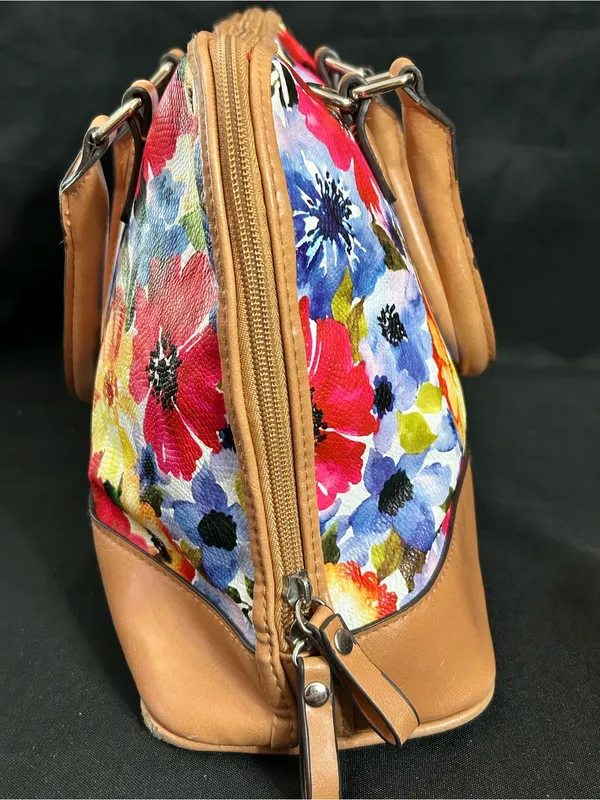 Bueno Floral Dome Satchel Handbag with Tan Trim & Red Interior - Image 13