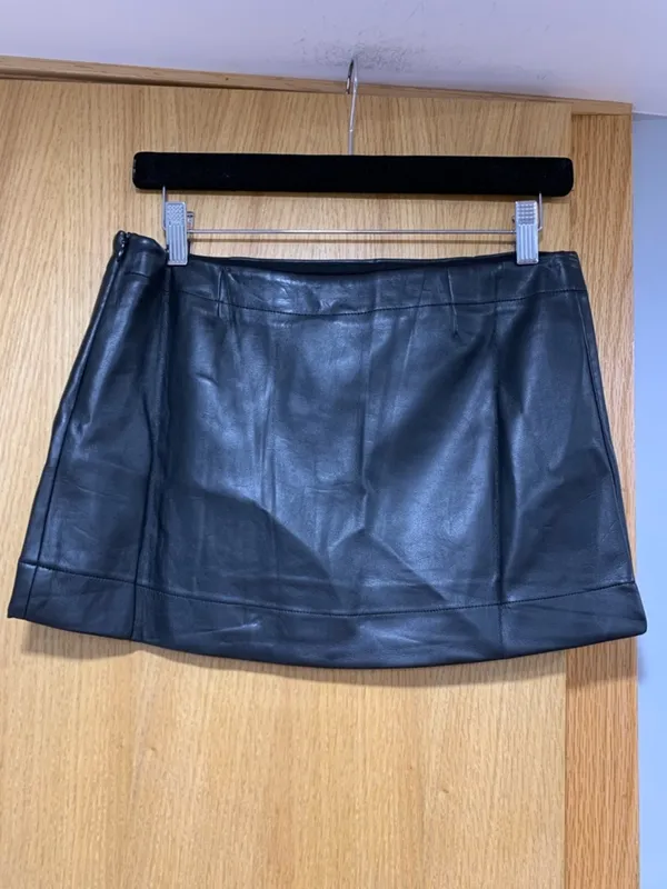 Olivaceous Black Faux Leather Mini Skirt - Size Small - Image 2