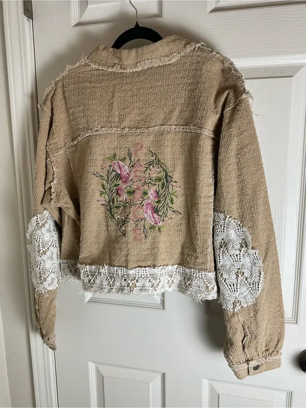 POL Cropped Raw Edge Distressed Jacket Medium Boho Lace Floral Embroidery - Image 7