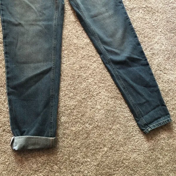 New Urban outfitters BDG mom high rise jeans pants, size 28, roll up bottom - Image 4