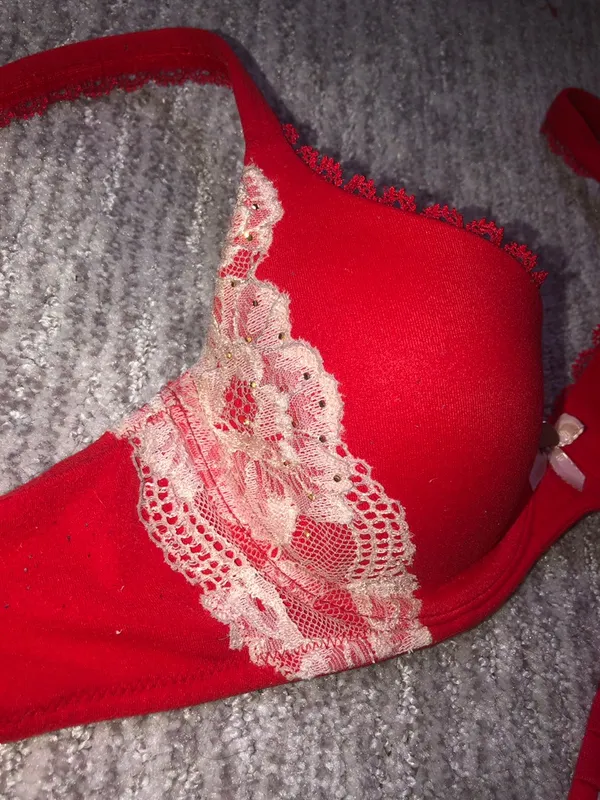 Victoria's Secret Body by Demi Bra - Image 4