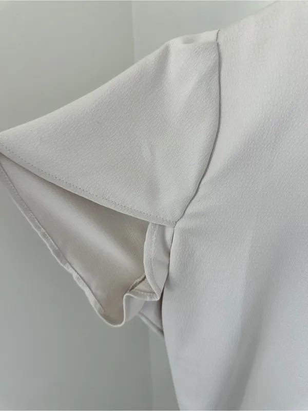 J. Crew Light Cream Flutter Short-Sleeve Slight Textured Blouse Size 12 - Image 4