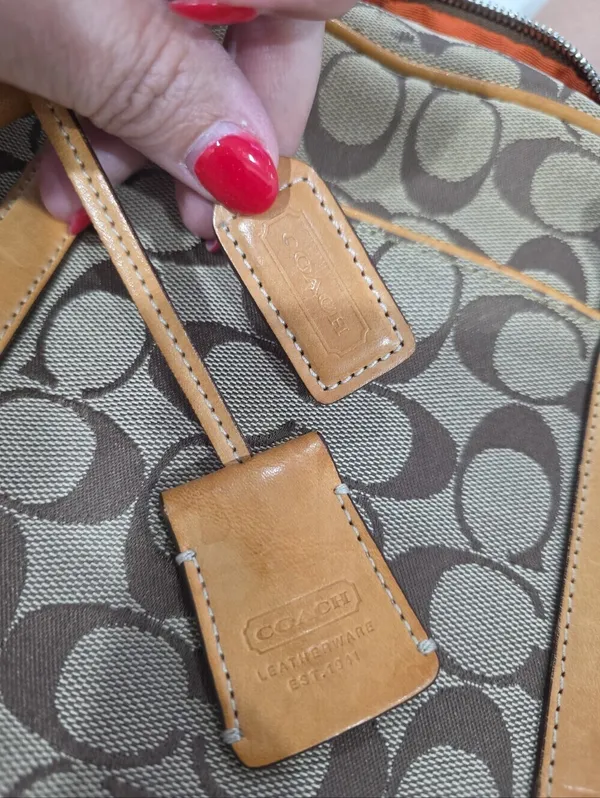 Authentic Coach Signature Tan Canvas Purse Handbag 6097 Mob Wife Vintage Tote - Image 4