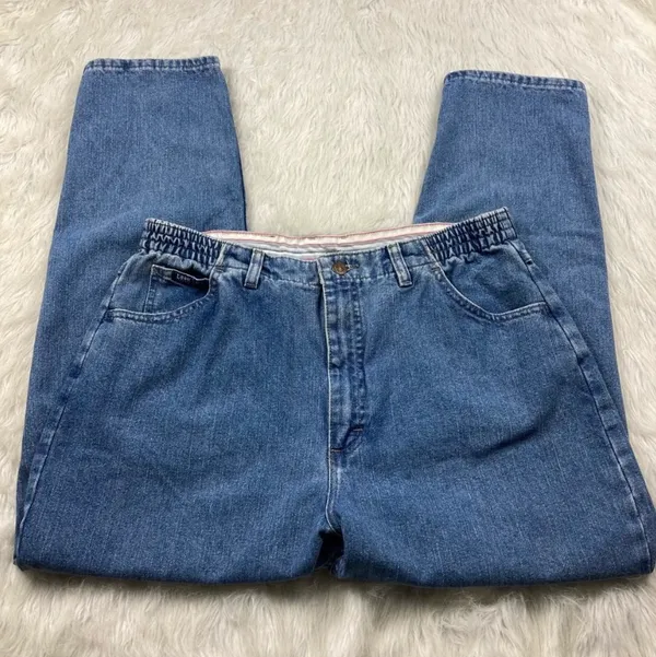 90s Vintage High Waisted Rider Mom Jeans W/ Sketchy Waist Band - Image 2