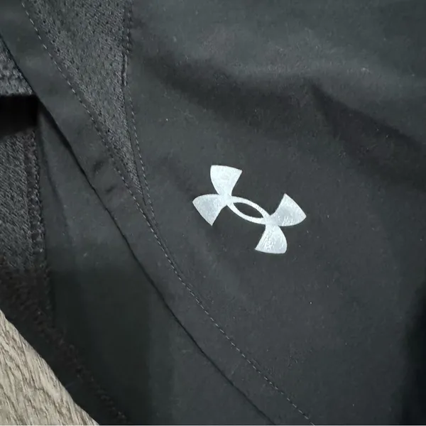 Under Armour Women's Fly-By 3" Shorts Black Medium - Image 3