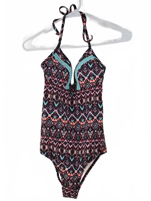 Shade & Shore Dream V-Wire Light Lift One-Piece Swimsuit Size 32A - Image 3
