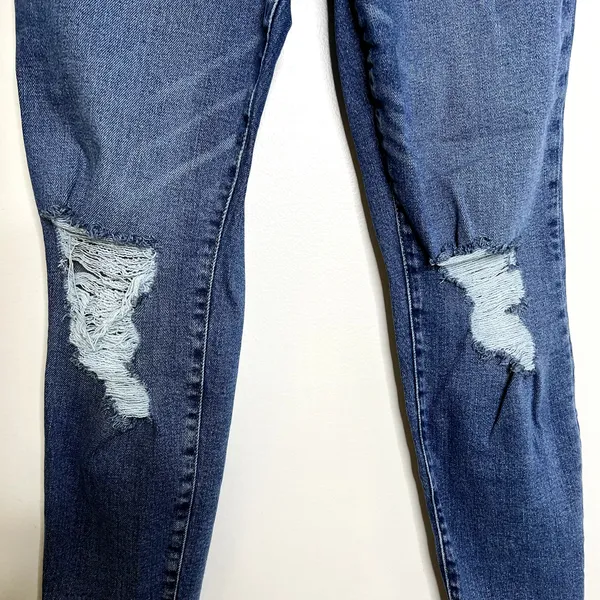 Good American Good Legs High Rise Jeans - Image 2