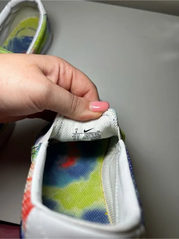 Nike Tie Dye Slips On Shoes - Image 6