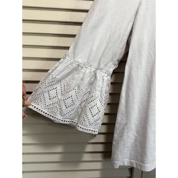 Banana Republic White Crochet 3/4 Bell Sleeve Top Size Medium Scoop‎ Neck - Image 3