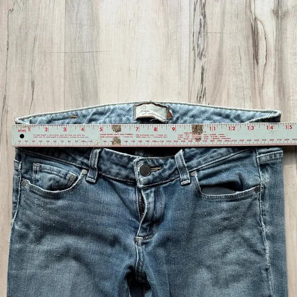 Paige Laurel Canyon Distressed Women's Jeans size 27 / 28 stretch - Image 7