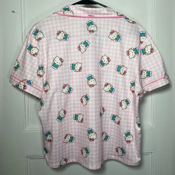 | Checkered Hello Kitty Print Button Down Pajama Top Medium - Image 8