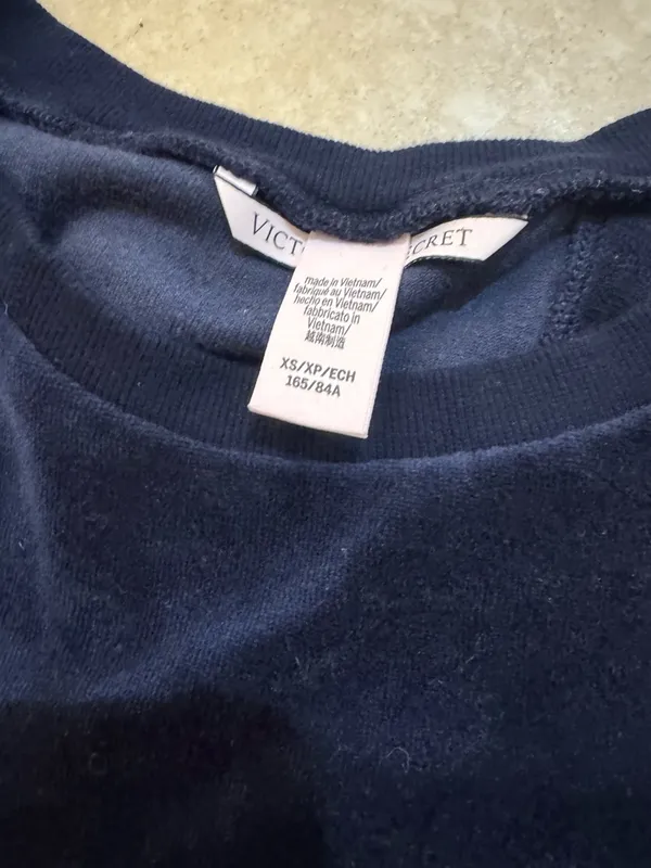 Victoria’s Secret Navy Velour Lounge Set XS EU - Image 4