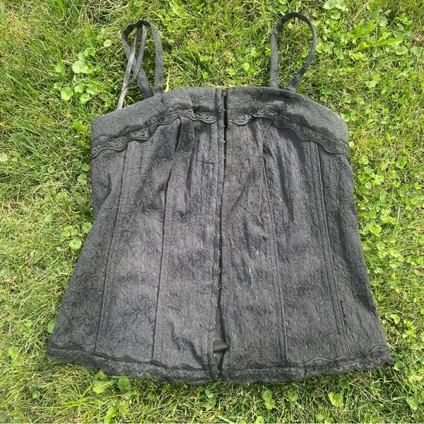 Tripp NYC Lace Corset - Image 3