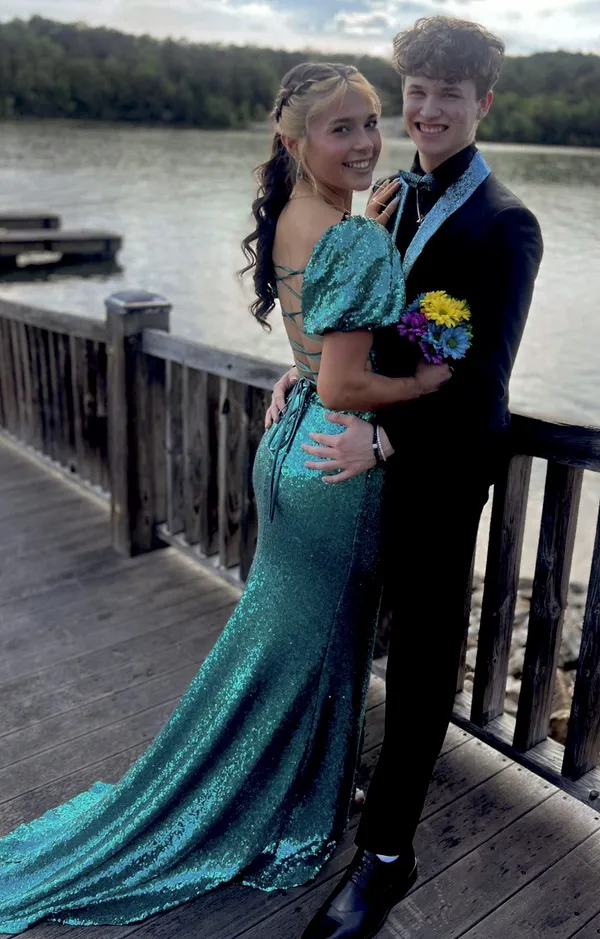 Teal Sequin Prom Dress Size 2 - Image 3