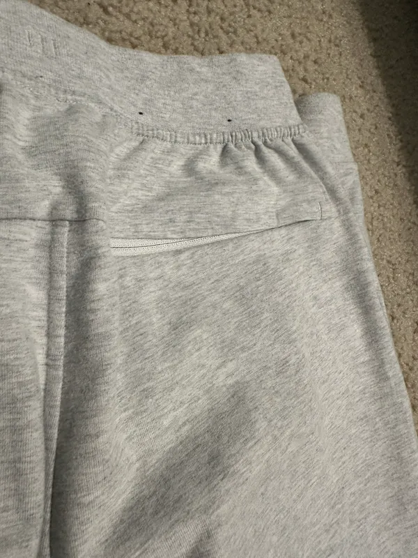 Lululemon Joggers - Image 4