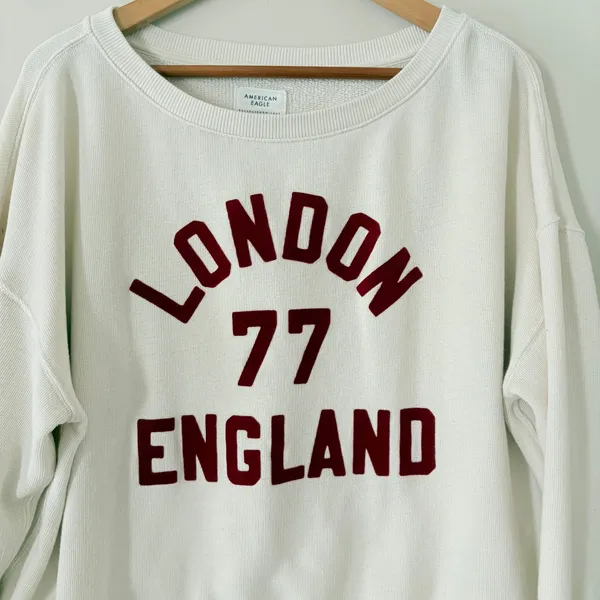 American Eagle Sweatshirt AE Off The Shoulder London 77 England Small Cream - Image 6