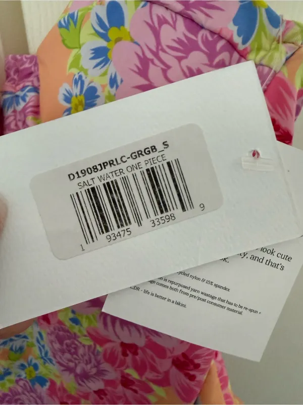 NWT Dippin' Daisy's Salt Water One Piece Garden Gables Floral Swimsuit Small - Image 5