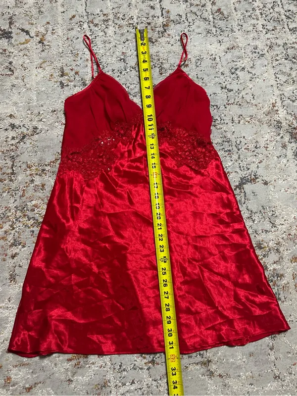 Victoria's Secret Gold Label vintage red satin slip dress size Medium - Image 5