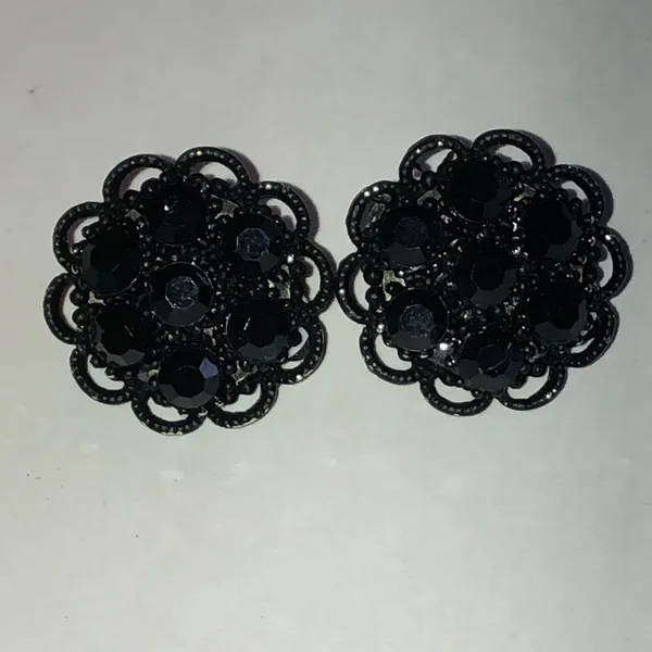 Black Rhinestones Floral Cluster Vintage Clip On Earrings - Image 2
