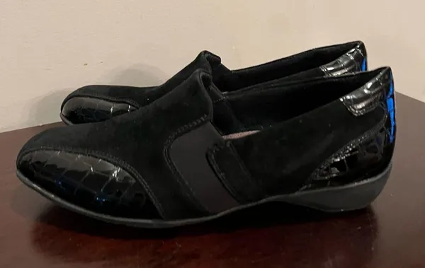 Clarks Everyday Loafers Womens 8 M Leather and Fabric Upper - Image 4