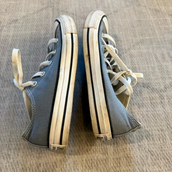Converse Chuck Taylor All Star Blue Canvas Low Top Sneakers Women’s 6 - Image 2