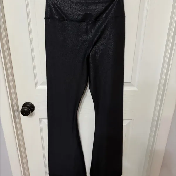 MONO B‎ black shimmer flare leggings size large - Image 8