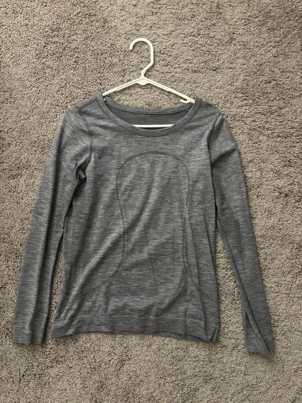 Lululemon Swiftly Relaxed Long Sleeve in Slate - Image 2