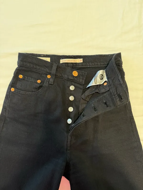 Levi’s Ribcage Straight ankle Jeans - Image 4