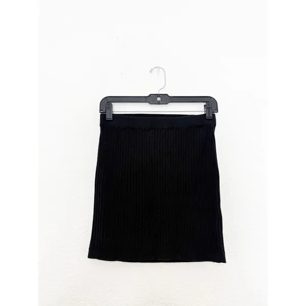 Free People Beach Black Callie Ribbed Mini Skirt Size XS Classic Preppy Knit - Image 4