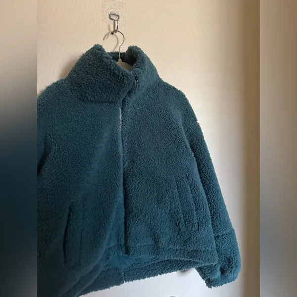 lululemon‎ Cinchable Fleece Zip Up Jacket Sz 6 Green Jasper - Image 4