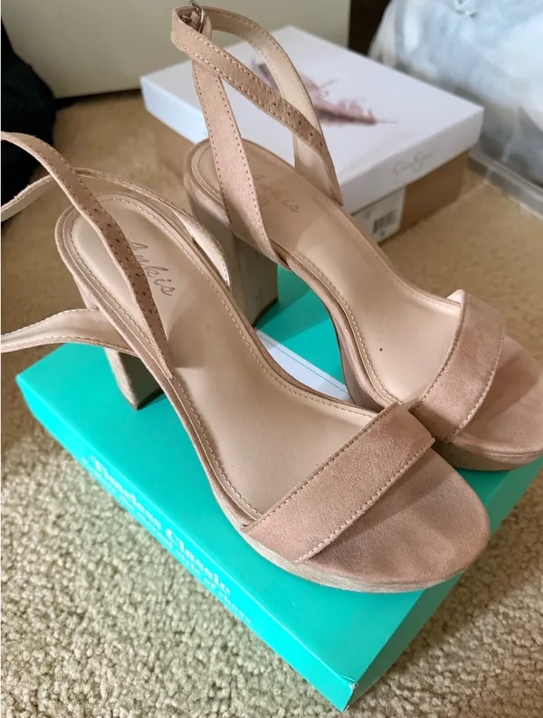 Ankis Platform Heels Tan Size 7 - Image 2