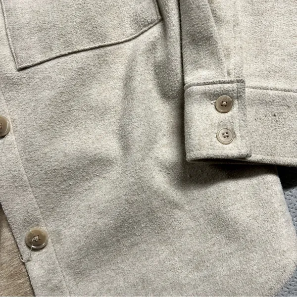 H&M Cream Oversized Relaxed Fit Shirt Jacket Shacket Size XS GUC - Image 2