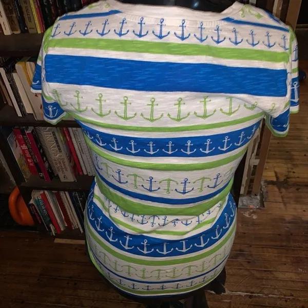 Banana Republic blue and green nautical anchor M v-neck T-shirt - Image 2