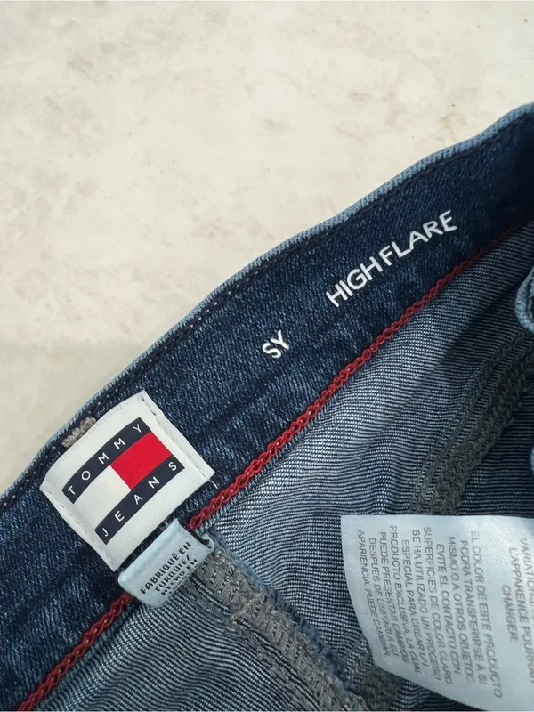 Tommy Hilfiger Blue Denim High Flare Y2K Jeans Size 28/32 - Image 4