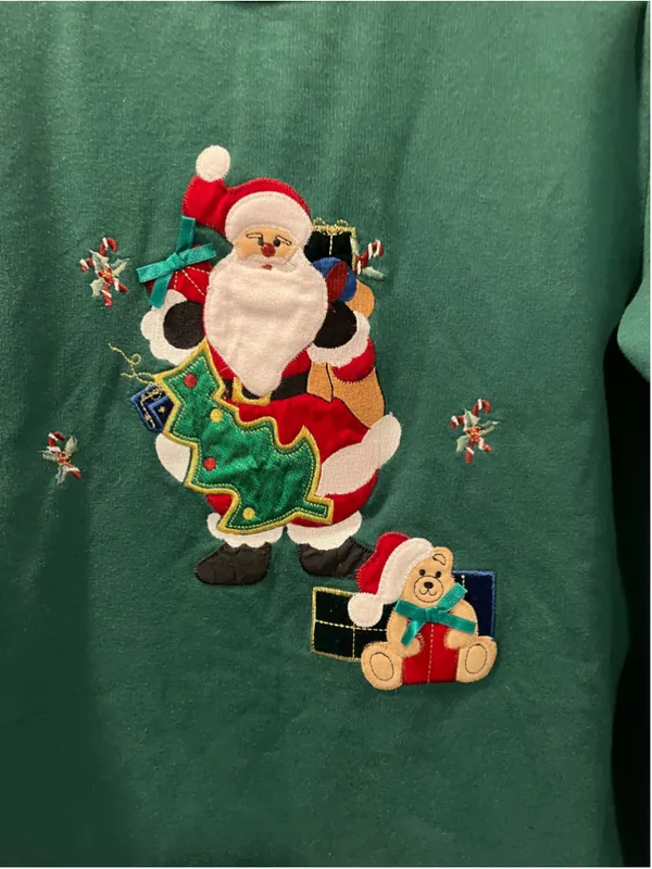 Vintage Bobbie Brooks Christmas Sweatshirt Green Santa Teddy Bear Embroidered M - Image 7