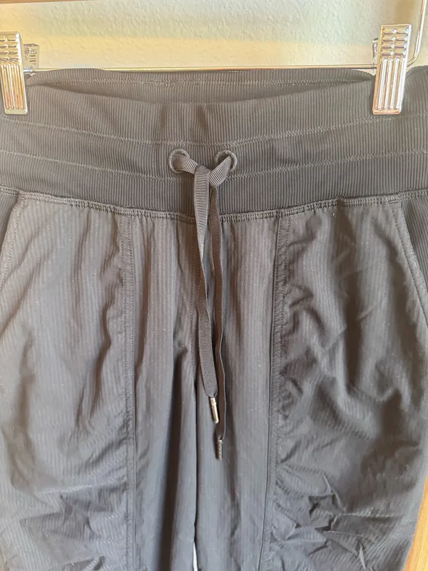 Lululemon dance studio joggers - Image 5