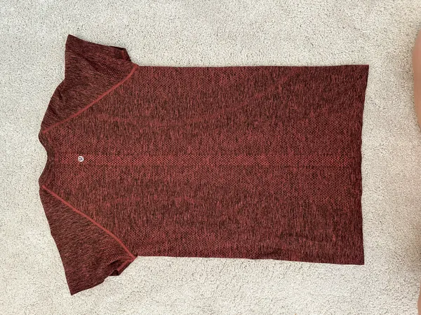 Lululemon Swiftly Tech Short Sleeve - Image 2