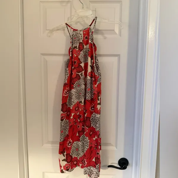 Entro Scalloped Vibrant Pink Floral Dress - Image 4