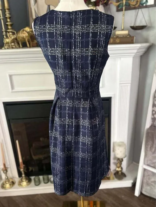 Enfocus Studio Navy Blue Sleeveless Plaid Dress with Decorative Buttons Size 4 - Image 3